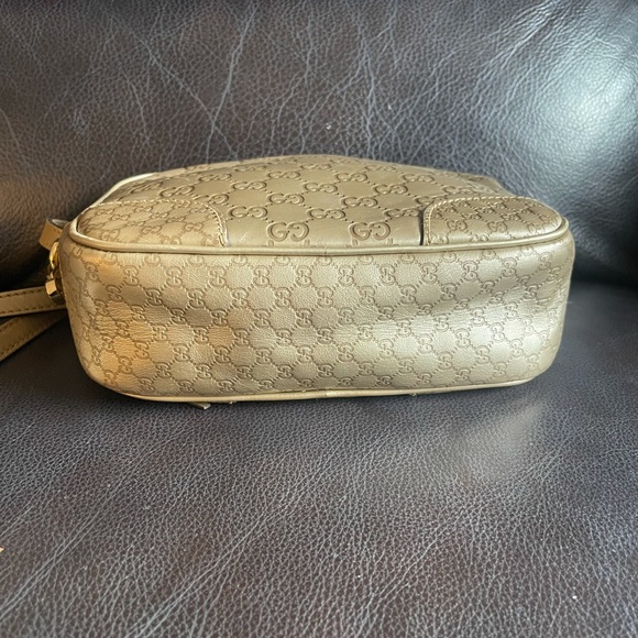 Gucci Bree Disco Guccissima In Gold - Picture 6 of 16